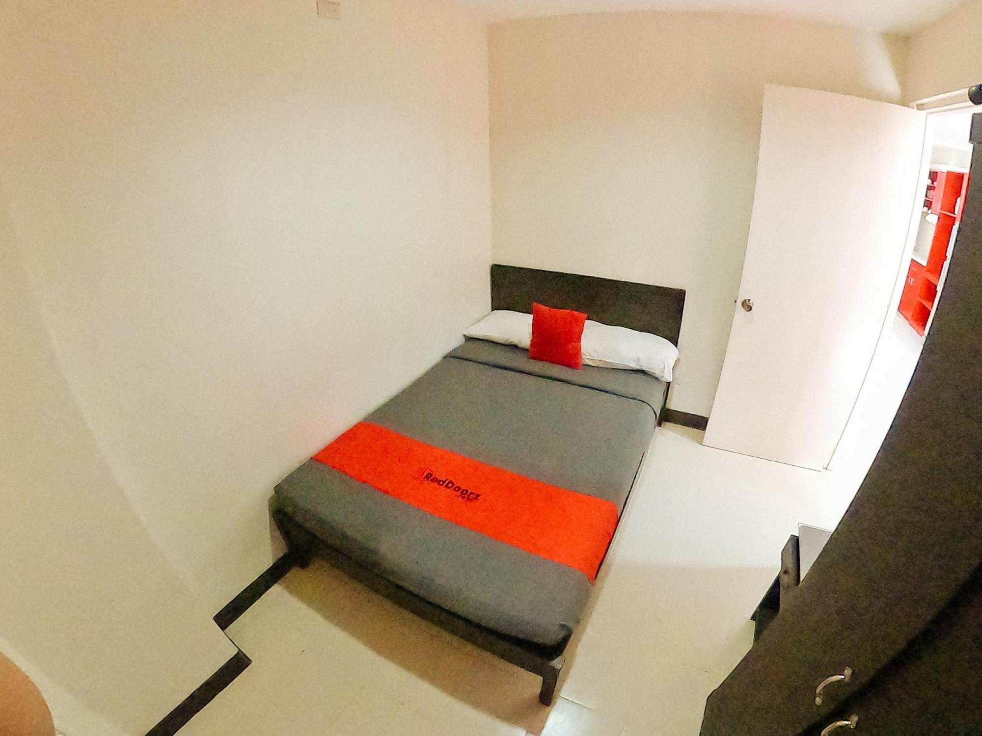 Reddoorz Plus @ Mabolo Cebu Pokój zdjęcie